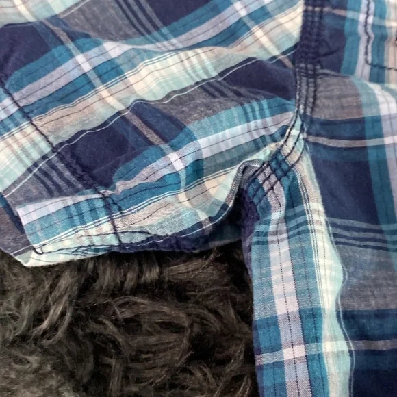 Nautica Jeans Co blue and white plaid shirt-sleeve button down shirt - Picture 7 of 17